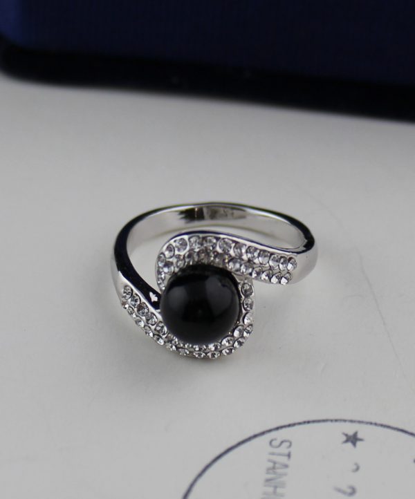 JZ00986 BLK in size 7 9
