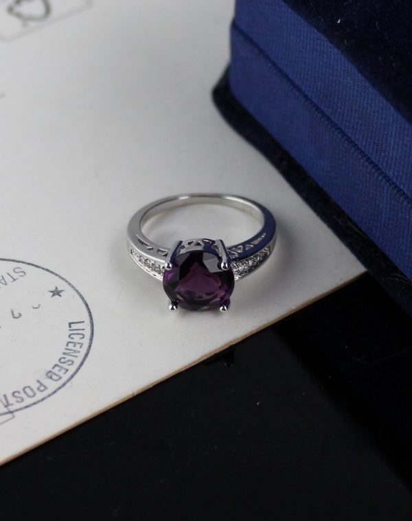 JR0032 PUR in size 8