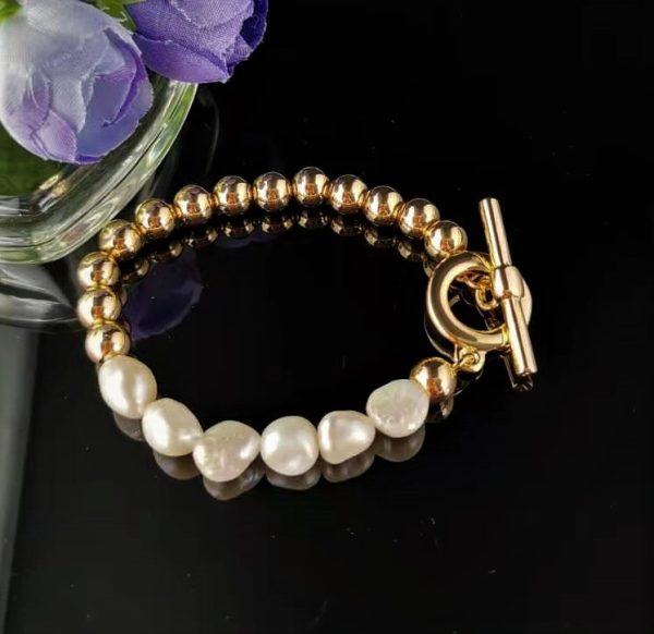 LB2323 GLD